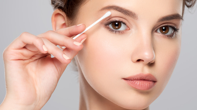 clean cotton swab