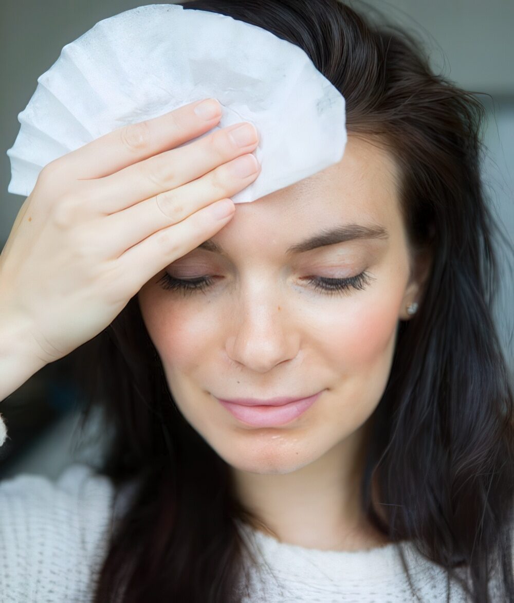 how to blot face without removing makeup