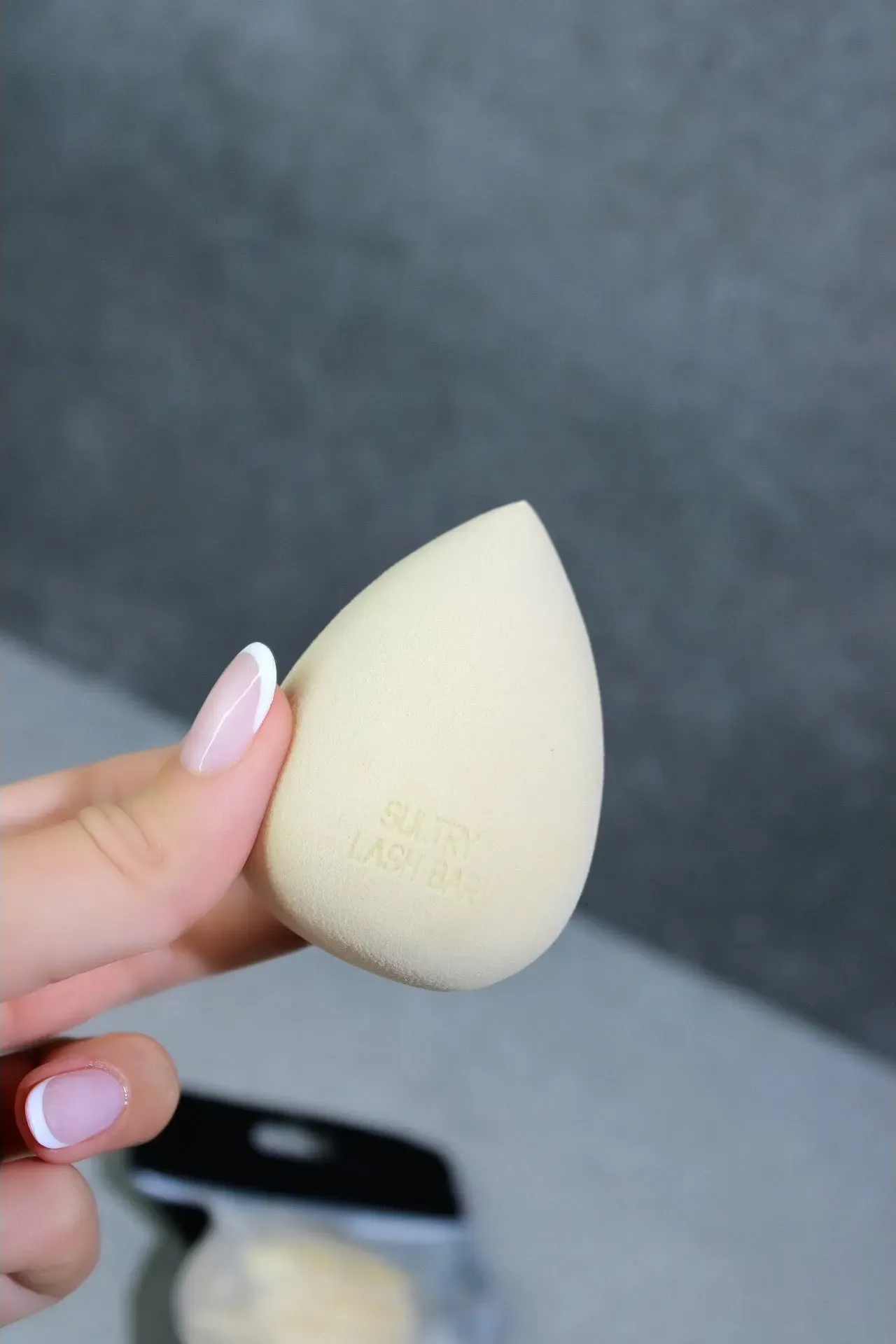 how to make base makeup last longer