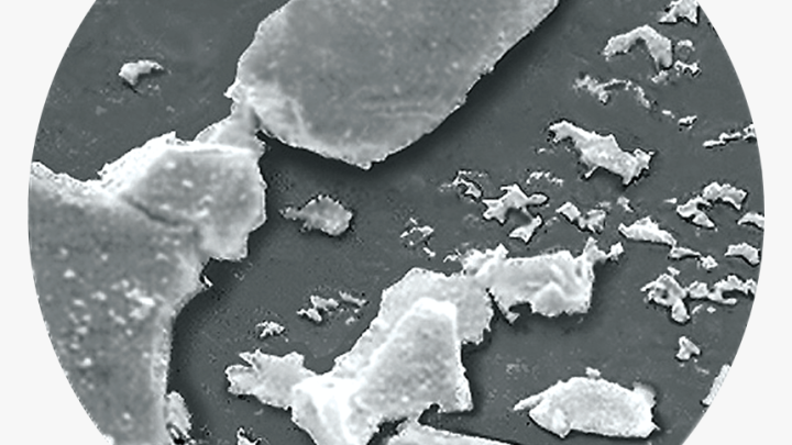 Why Powder Makes Dry Skin Look Worse